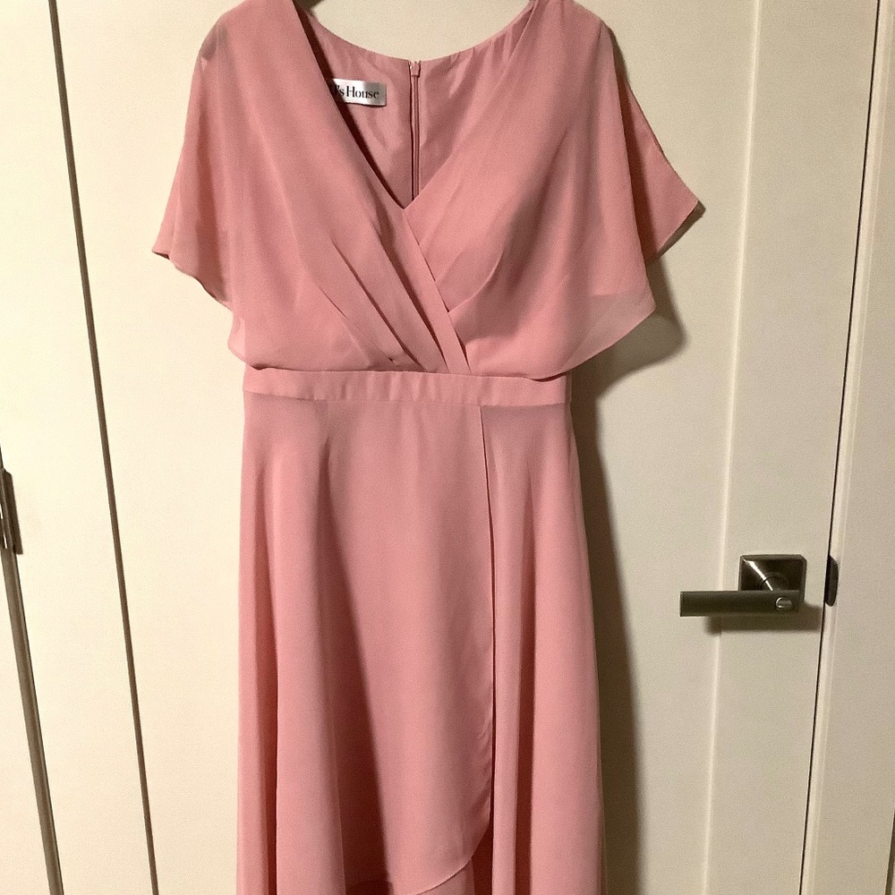 New, JJ’s House dress with flutter sleeves. Size 8